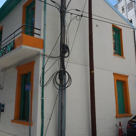 Harrys Inn Guesthouse Larnaca Ngoại thất bức ảnh