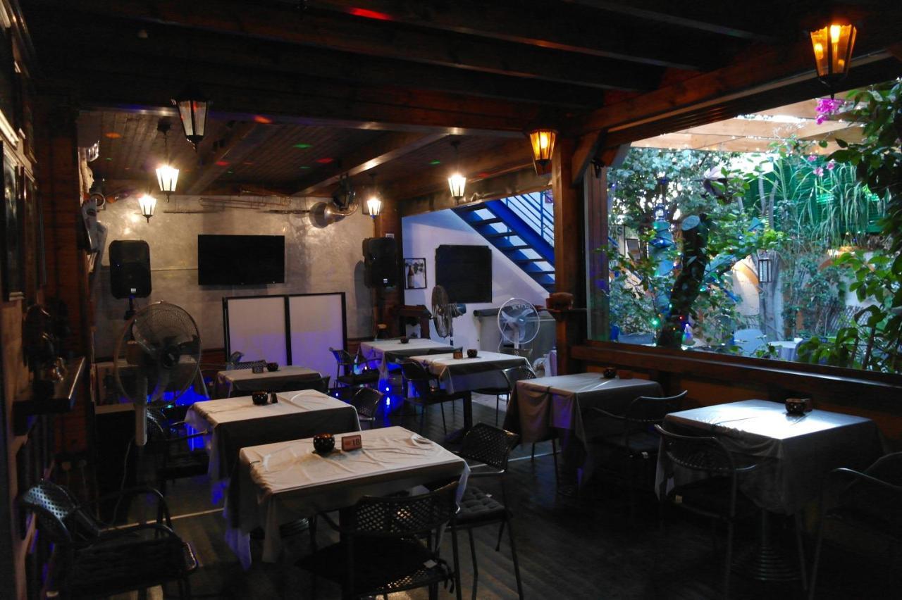 Harrys Inn Guesthouse Larnaca Ngoại thất bức ảnh