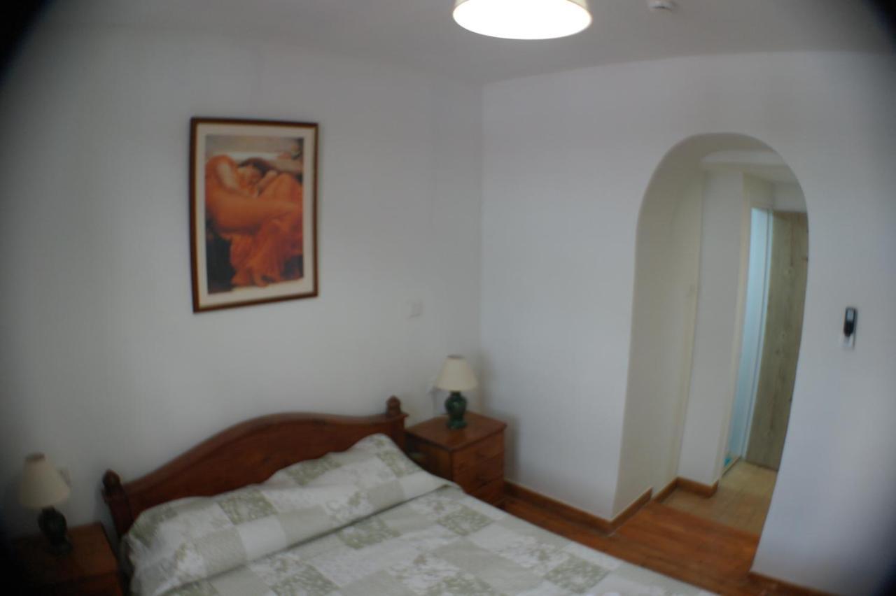 Harrys Inn Guesthouse Larnaca Ngoại thất bức ảnh