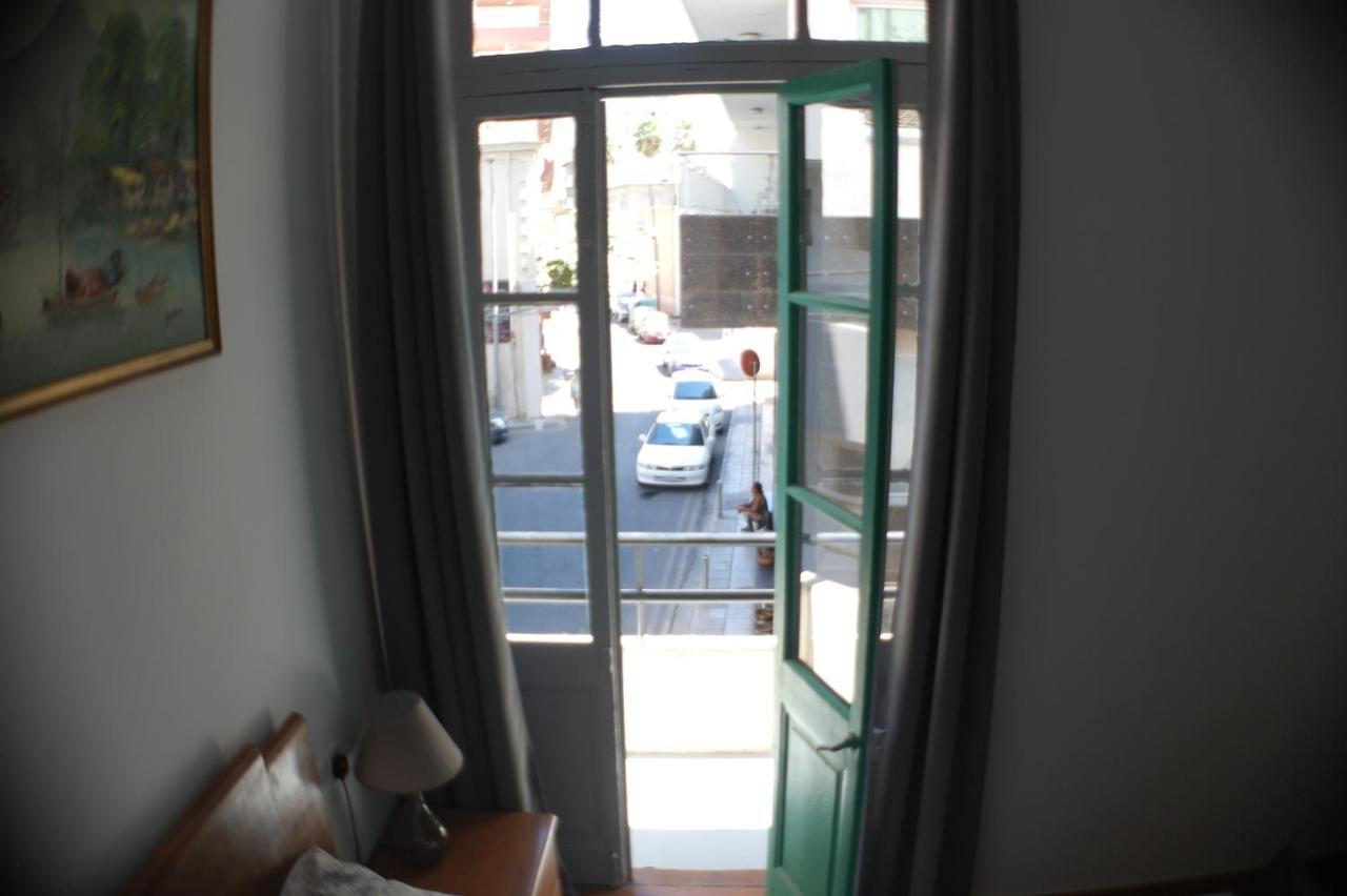 Harrys Inn Guesthouse Larnaca Ngoại thất bức ảnh